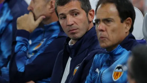 Albert Celades respondió a la consulta de su posible designación como entrenador de las Chivas