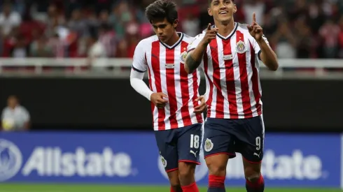 Alan Pulido pudiera volver al redil ahora para compartir labores en ataque con JJ Macías