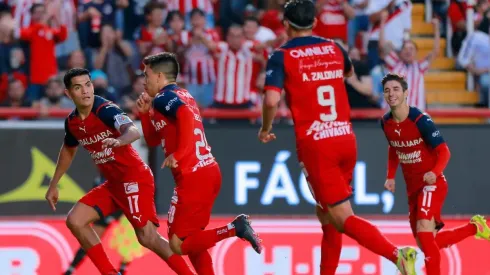 Los seis refuerzos que busca Chivas