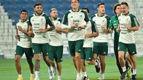 Vega trabajó en la sesión de reacondicionamiento físico tras el empate del martes con Polonia