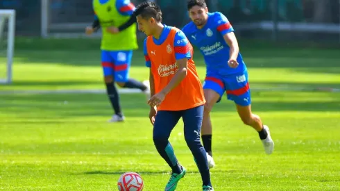 Noticias de Chivas hoy 7 de diciembre: La indirecta de Alan Pulido para Chivas y el Tri; Ángel Zaldívar corre peligro al igual que otros delanteros; lo que ha hecho Fernando Hierro no tiene precedentes