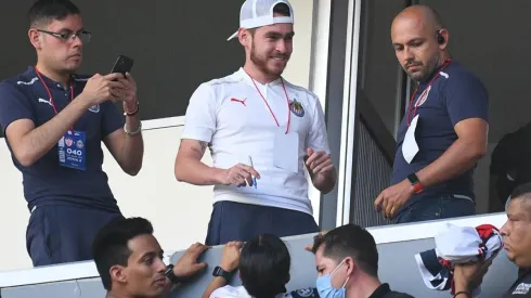 ¡SE VA! Las advertencias que evadió Jesús Angulo en Chivas le costarán su salida para el Torneo Clausura 2023