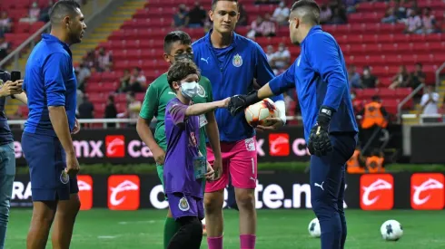 La afición de Chivas elige al mejor portero del 2022: ¡No están muy convencidos!