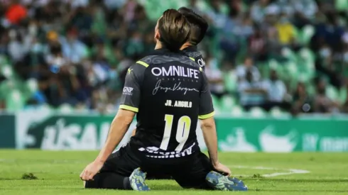 ¡Se pudo quedar en Chivas! A Jesús Angulo le leyeron la cartilla pero no siguió las recomendaciones