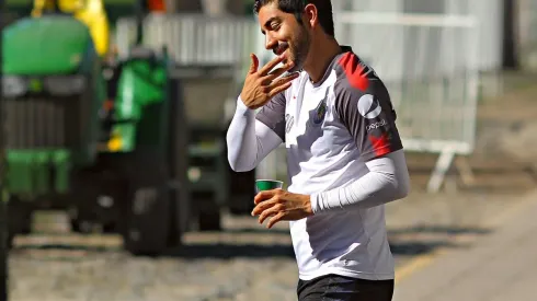 Fernando Hierro y Veljko Paunovic mantienen su postura de recuperar a Pizarro como agente libre