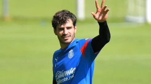 Antonio Briseño no está seguro en Chivas y Veljko Paunovic ya tiene al sustituto para el defensa en el Clausura 2023