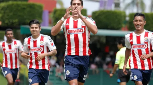 El delantero formado en Chivas regresa al redil para aportar a la causa de Veljko Paunovic