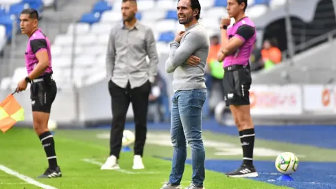 Gerardo Espinoza fue supervisado por Paunovic y Hierro