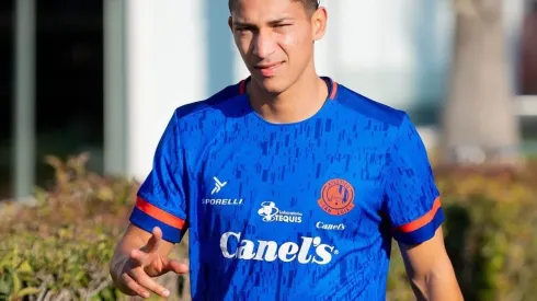 Zaldívar enfrentará a las Chivas por segunda ocasión en su carrera profesional