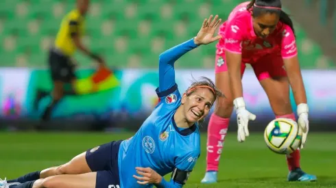 ¿Qué tan grave es la lesión de Alicia Cervantes? Juan Pablo Alfaro reacciona al complicado momento que vive la capitana de Chivas Femenil