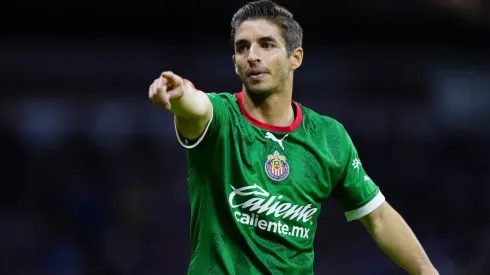 Desde el hospital Isaac Brizuela agradece a la afición de Chivas por el apoyo tras su lesión