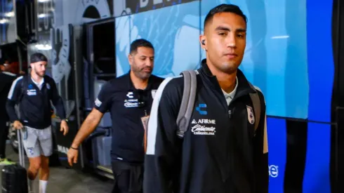 El futbolista por poco queda abandonado en las inmediaciones del Estadio Akron