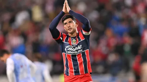 ¡SE LA COBRARON!: El pasado de Víctor Guzmán le está costando su lugar en el Tri