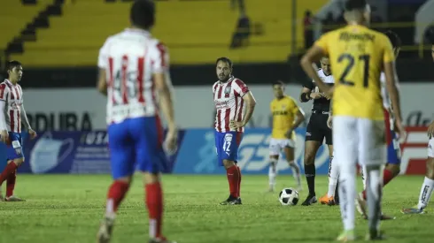 Los rojiblancos se mantuvieron en la cima de la clasificación tras el empate en Mérida