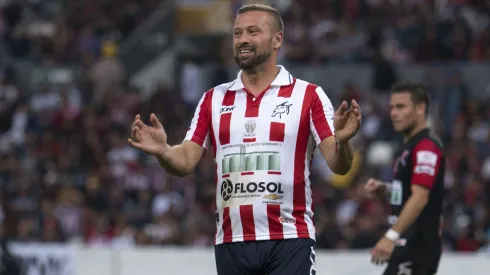 El recordado volante de las Chivas en los 90 se desató contra Atlas