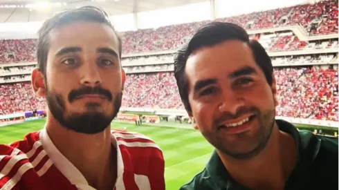 El joven aficionado de las Chivas se encuentra hospitalizado a la espera de un trasplante de corazón