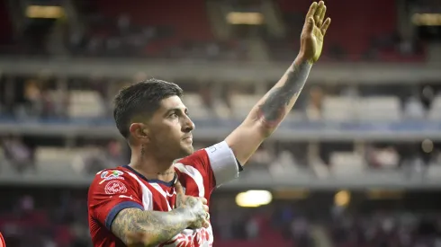 Víctor Guzmán fue elogiado por el director deportivo Fernando Hierro