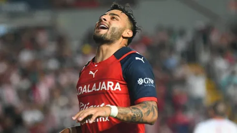 La clave para que Alexis Vega deje Chivas para ir a Europa: ¡NO ES UN TÍTULO!