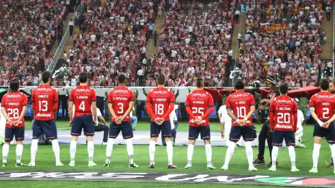 Chivas recibe una dura sanción.