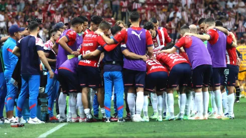 El talentoso defensor será el relevo generacional del veterano Jesús Sánchez en Chivas