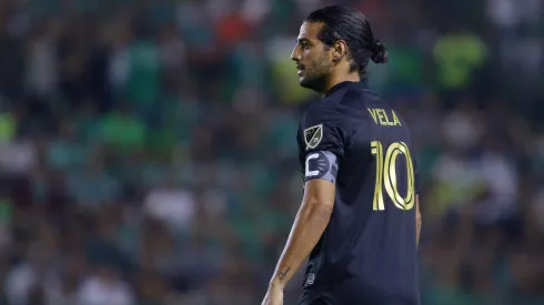 Carlos Vela habría aceptado la propuesta de Chivas, pero hay una traba que haría inviable su regreso a Guadalajara