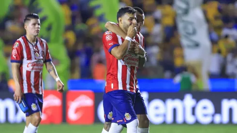 Alexis Vega vuelve a manifestarse por el dolor que le produjo perder el título con Chivas