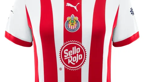 ¡DE LUJO! Chivas Femenil presenta espectacular nuevo jersey para el Apertura 2023
