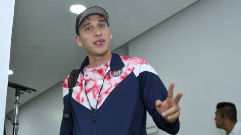 ¡PRIMERA BAJA! Luis Olivas se va de Chivas y este será su nuevo equipo en el Apertura 2023