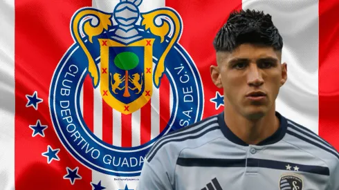 Alan Pulido habló sobre la posibilidad de llegar a Chivas.