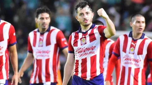 Alan Mozo fue resaltado por el análisis estadístico como pieza clave de la zaga de Chivas en León