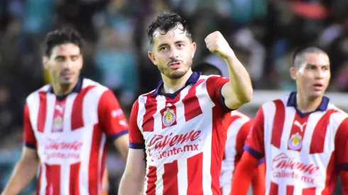 Alineación de Chivas para recibir a San Luis por la Jornada 2 del Apertura 2023