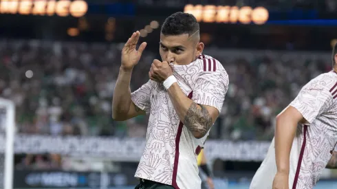 Alvarado y Pineda claves en la victoria de México ante Costa Rica.