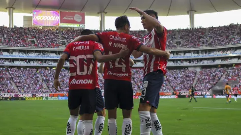 Noticias de Chivas hoy 25 de julio: Viaja Chivas a EU; le ponen precio a Chiquete; el auto de JJ