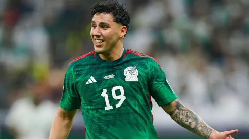 Razones por las que fue humo el fichaje de Jorge Sánchez con Chivas