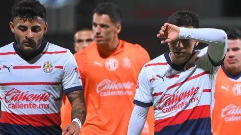 Aficionados marcan a los culpables de la derrota de Chivas.