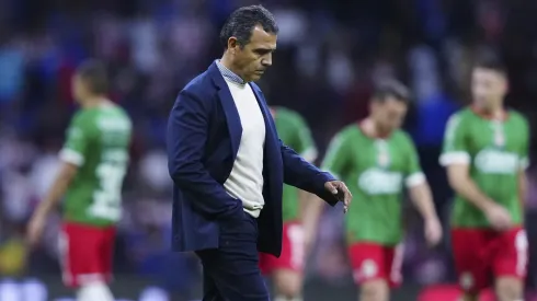 El día que Fernando Hierro se deshizo de Ricardo Cadena y ahora dirigirá al Tricolor