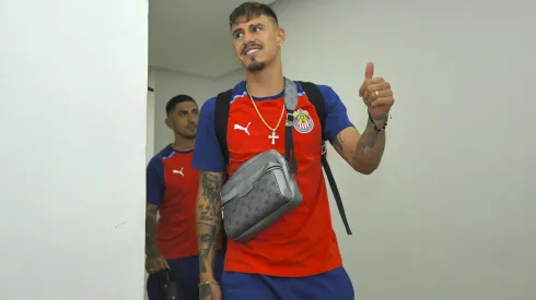 Cristian Calderón comenzó las negociaciones con Chivas para renovar su contrato