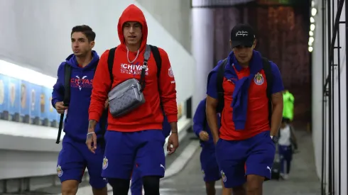 Exdirectivo se lanza contra Chivas por exhibir indisciplina de Vega y Chicote: No tiene que ser público