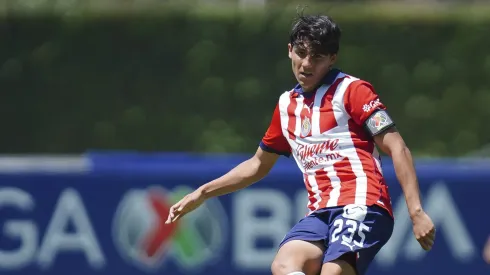 ¿Quién es Isaac Martínez, el defensor de Chivas citado a la Selección Mexicana Sub-17?