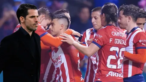 La postura de los jugadores ante la mano dura de Fernando Gago.