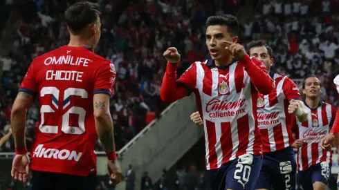 Noticias de Chivas hoy 20 de diciembre: Jiménez corre peligro; ¿se cayó el fichaje de Gago?