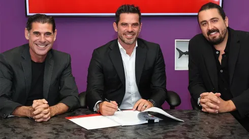 Amaury Vergara le dio una cálida bienvenida a Fernando Gago en redes sociales