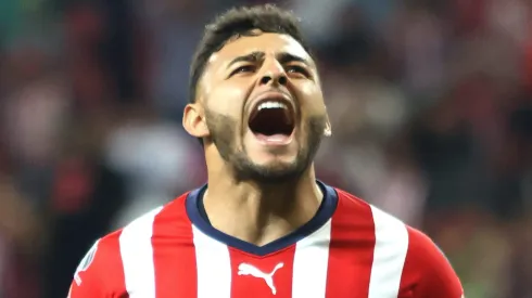 Revelan el motivo por el que Alexis Vega entrena por separado.