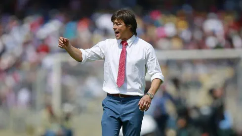 El día que Matías Almeyda viajó en el tiempo y vaticinó que Alexis Vega no volvería a jugar con Chivas