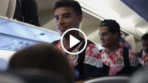 La delegación del Guadalajara embarcó el vuelo de regreso casi a mediodía de este lunes en Monterrey