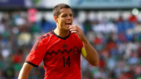 Se confirmó la mala noticia para Chicharito Hernández en su llegada a Chivas en 2024