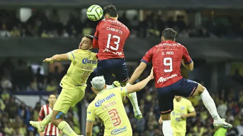 La serie más reciente del Clásico Nacional la coronó Chivas con una remontada épica en el Estadio Azteca