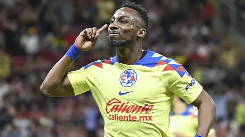 Denuncian canto racista contra Quiñones.Foto: Imago7/ Etzel Espinosa