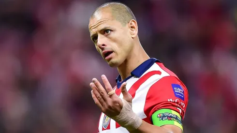 Chicharito se perdería este partido con Chivas