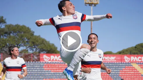 Golazo de Hugo Camberos.